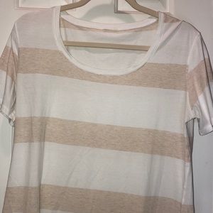 Lululemon t shirt